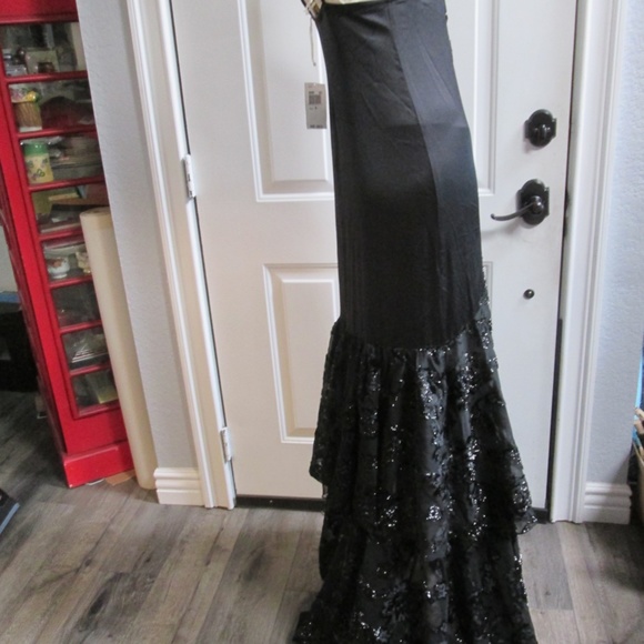 new KLS KIMORA LEE SIMMONS black ball gown Sz 6 - Picture 8 of 16